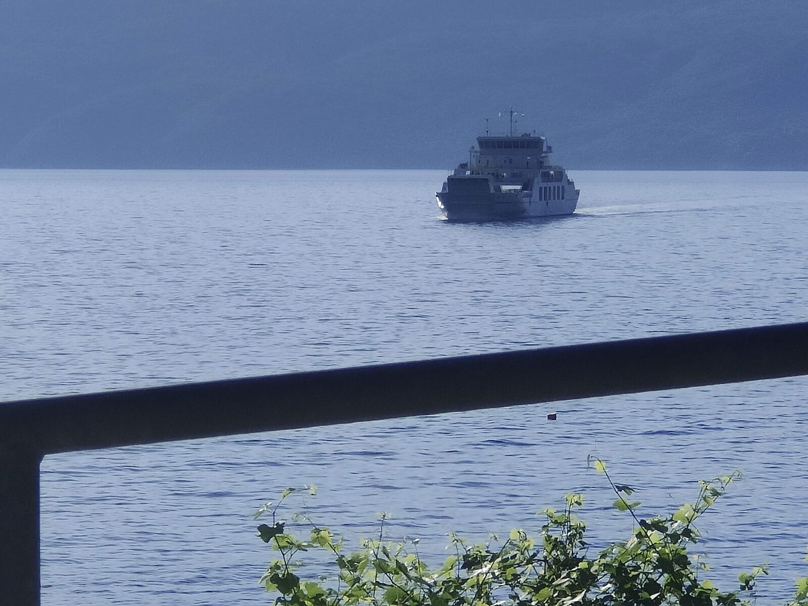 Die Fähre legt in Brestova an